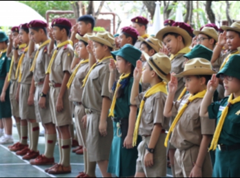 พิธีวางพวงมาลาและถวายราชสดุดีวันมหาธีราชเจ้า
ปีการศึกษา 2560