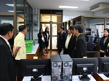 ผู้บริหารโรงเรียนสาธิตฯสัญจรโรงเรียน